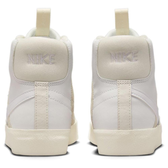 Nike Blazer Mid '77 D